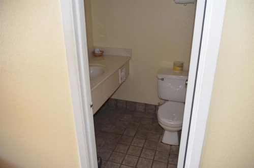 Economy Inn - Sweetwater image 21