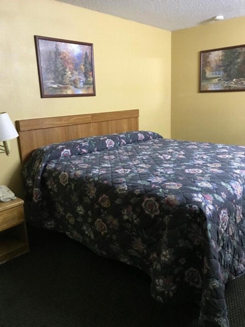 Economy Inn - Sweetwater image 6